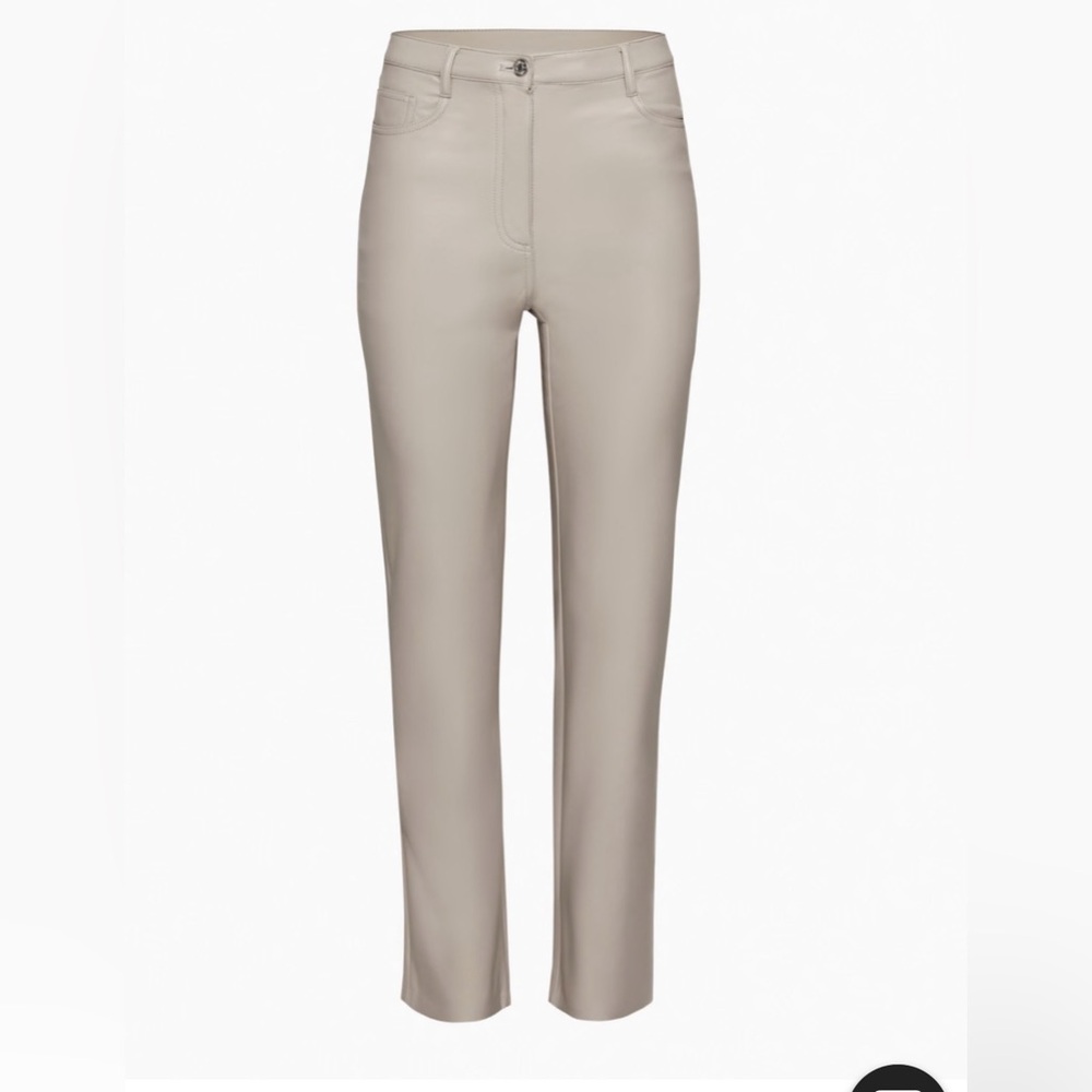 The Milena Pant Aritzia